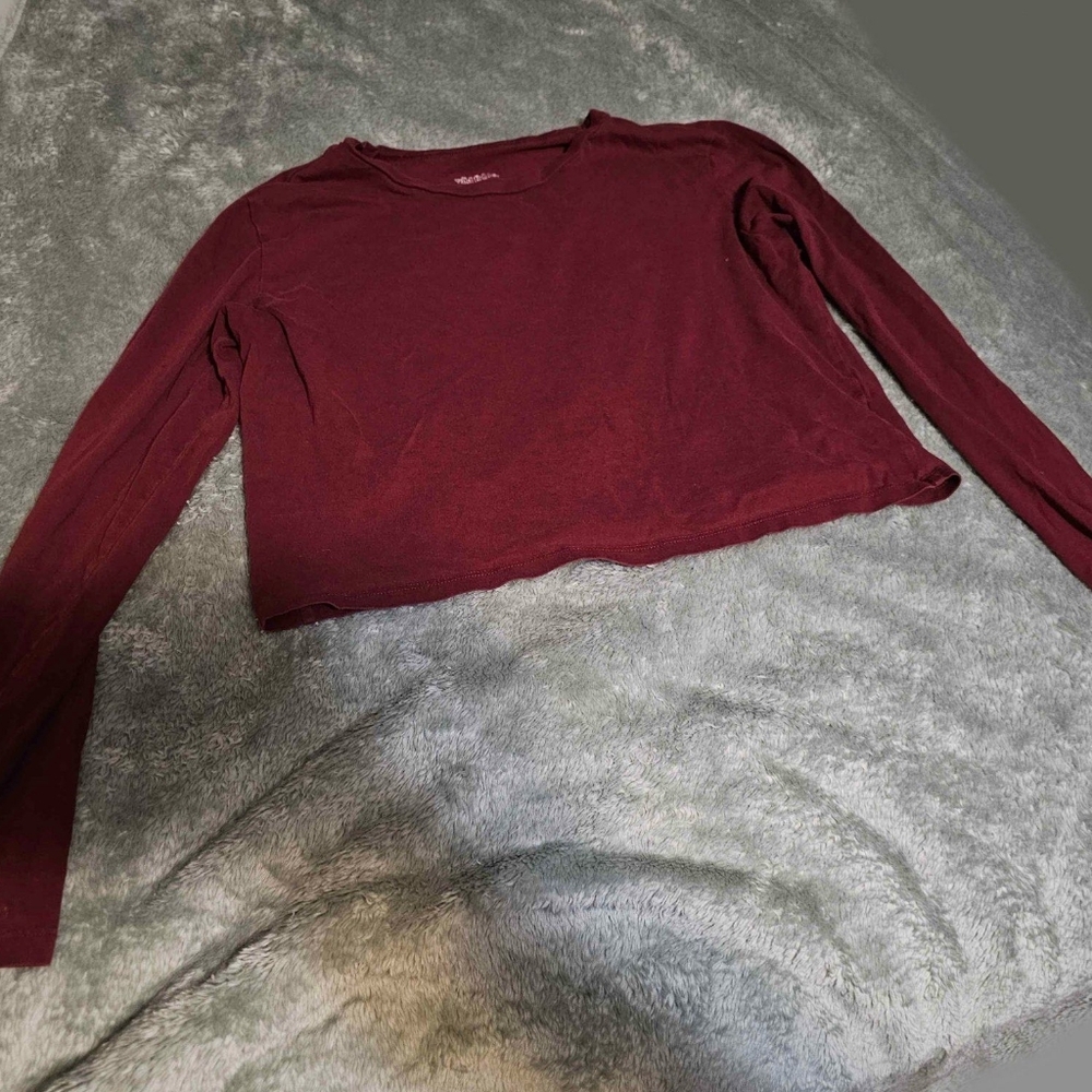 Long Sleeve Cropped Top - Burgundy